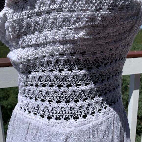 Bohemian White Halter Top Crochet Dress‎ - Picture 9 of 14